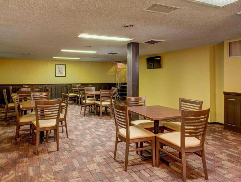 Quality Inn Barre-Montpelier Eksteriør bilde