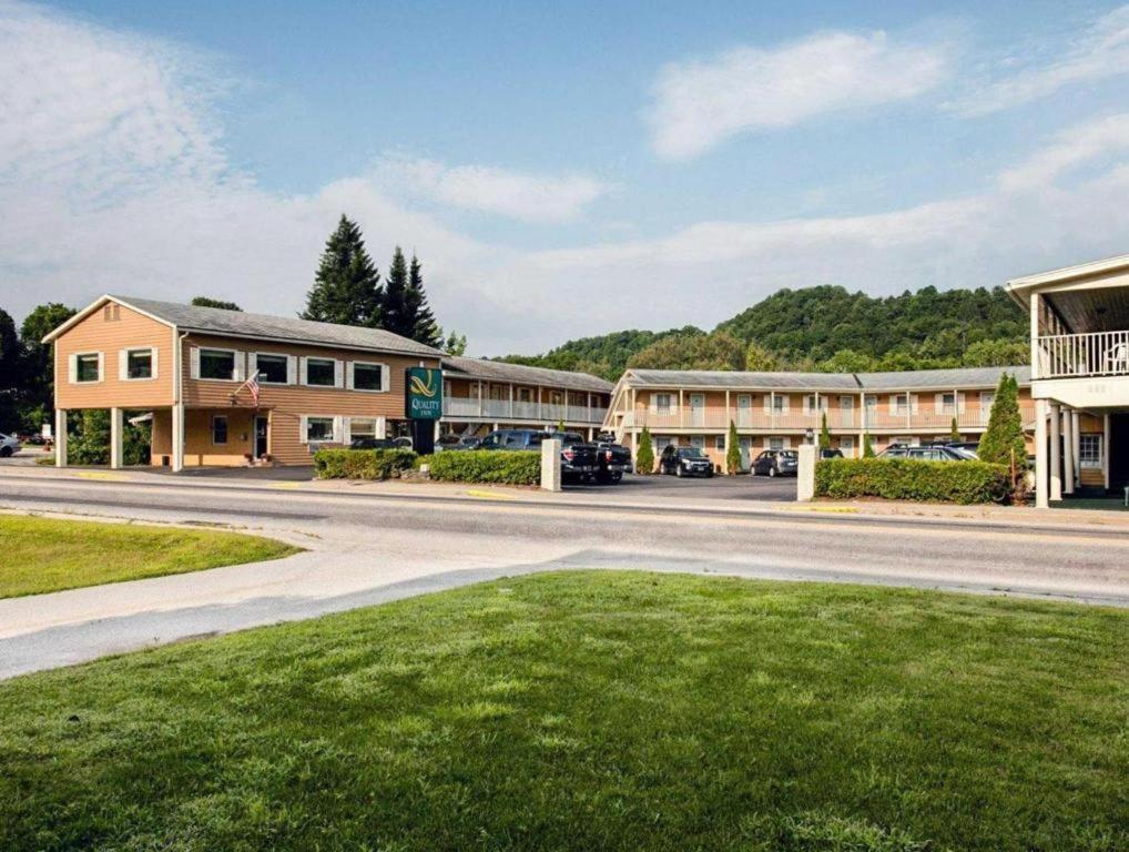 Quality Inn Barre-Montpelier Eksteriør bilde